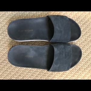 SW blue/grey suede cushioned slide sandals 6.0
